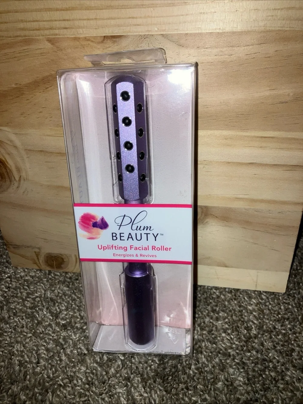 Uplifting Facial Roller - Purple